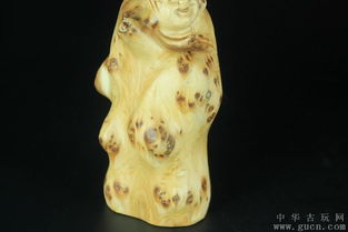 精工太行崖柏木雕擺件 陳化崖柏的藝術魅力與根雕佛工藝品賞析